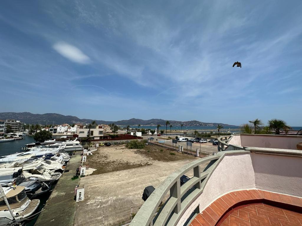 Vila Cargols De Mar Empuriabrava Exteriér fotografie