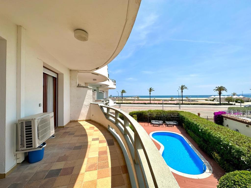 Vila Cargols De Mar Empuriabrava Exteriér fotografie