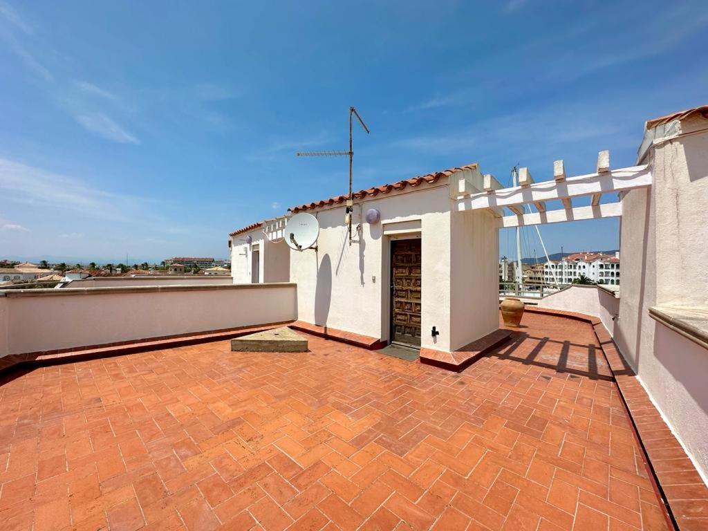 Vila Cargols De Mar Empuriabrava Exteriér fotografie